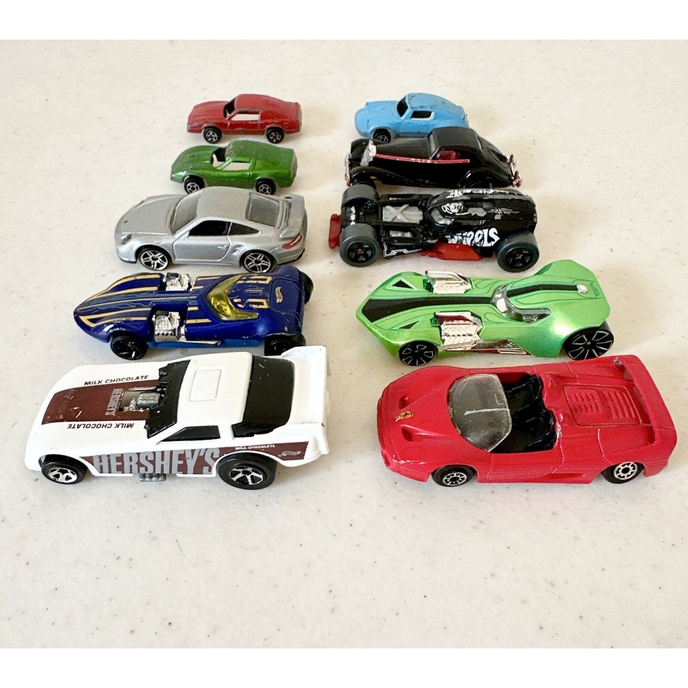Lot of 10 Vintage Zee Toy Cars‎ Tootsie & Hot Wheels Toy Cars Metal Multi Color